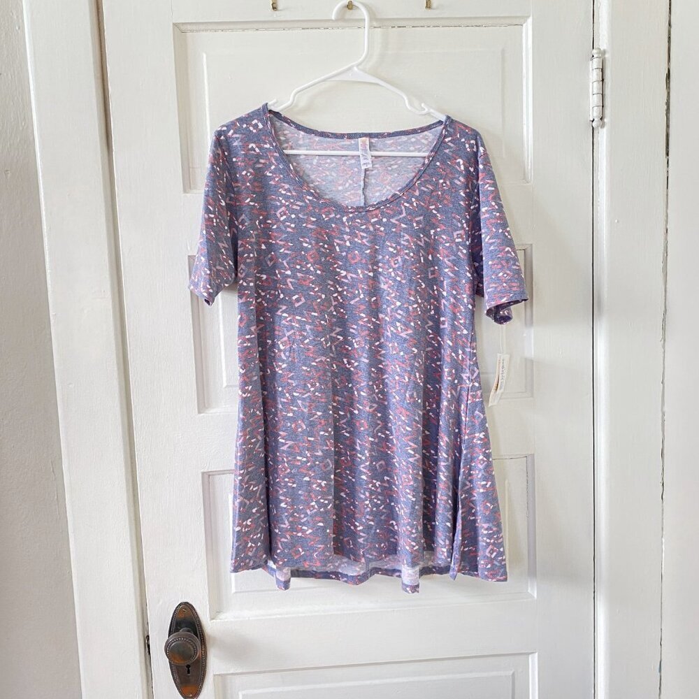 LULAROE NWT Short Sleeve Pattern Perfect T Women's Size Small